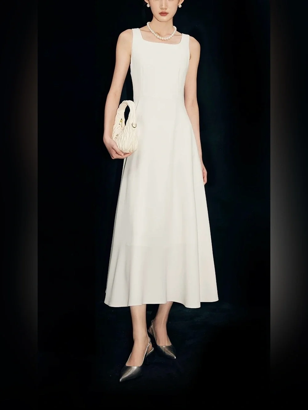N/A timeless sleeveless